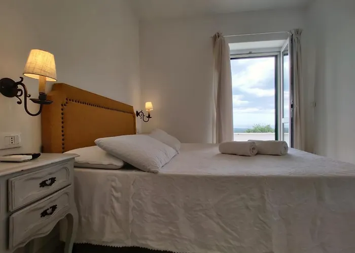 Mareulivi Bed & Breakfast 4*